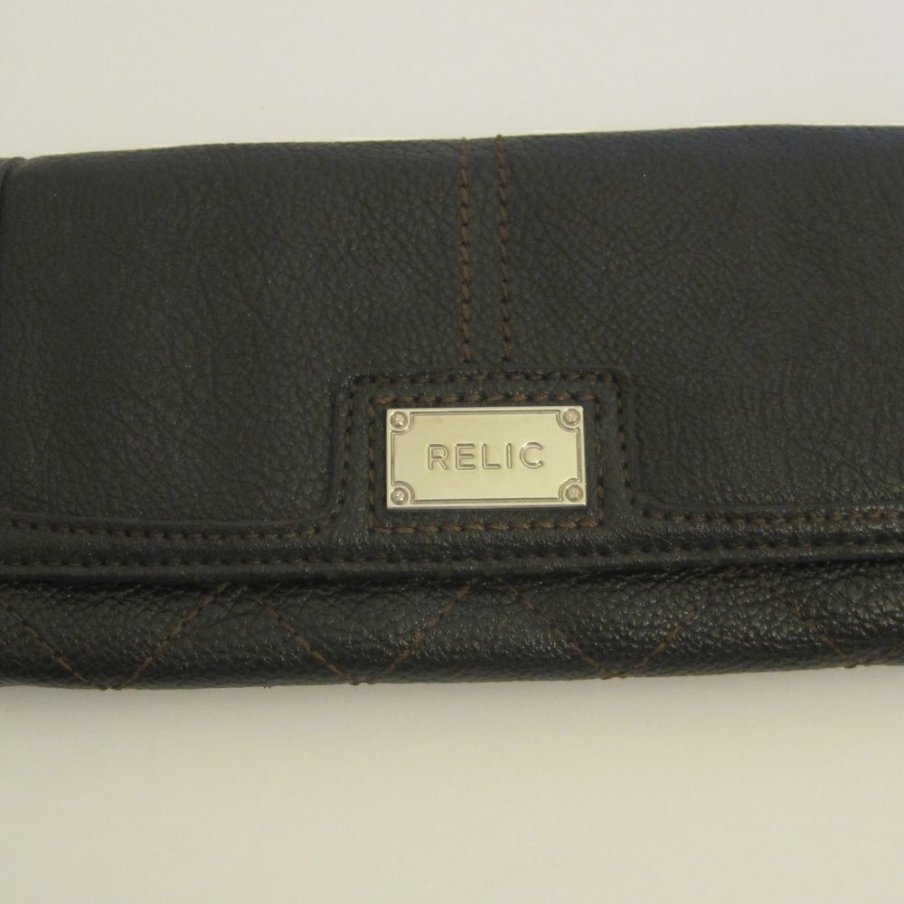 RELIC Womens Wallet Clutch Black Leopard